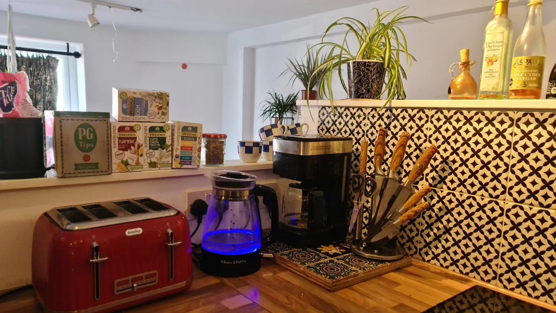 Apartment Bright, Roomy, Colourful Flat In Brighton